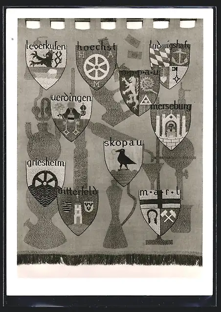 Künstler-AK Marl, Wandteppich im Feierabendhaus der Chemische Werke Hüls AG mit Wappen von Skopau, Oppau und Höchst