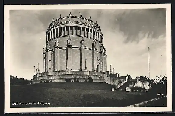 AK Kelheim, Befreiungshalle Aufgang