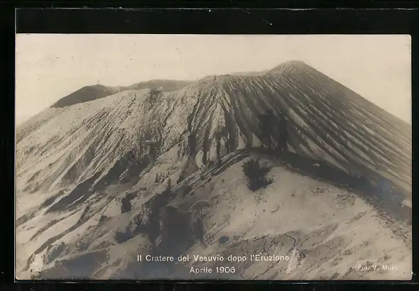 AK Napoli, Il Cratere del Vesuvio dopo l`Eruzione, Aprile 1906