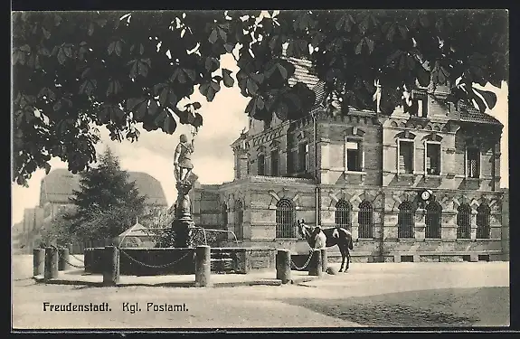 AK Freudenstadt, Kgl. Postamt, Mann mit Pferd