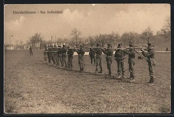 AK Soldaten beim Einzelschiessen