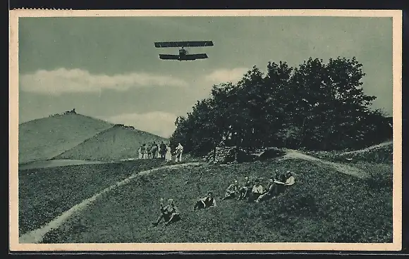 AK Rhön, Fuldaquelle mit der Wassrkuppe und motorlosem Flugzeug