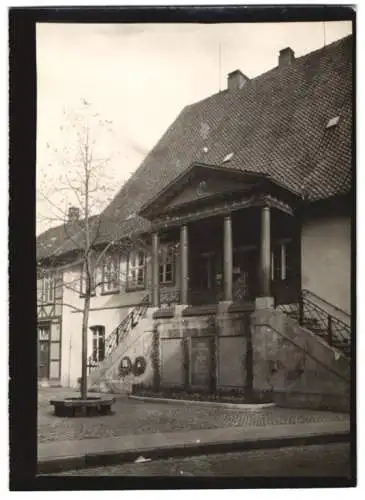 Fotografie W. Apel, Berlin, Ansicht Osterode / Harz, Rathaus mit Treppenaufgang