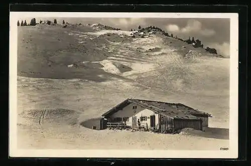 AK Unterkunftshaus L. Prassler, Berghütte im verschneiten Gebirge