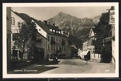 AK Admont, Hauptstrasse mit Gasthaus Talstation und Bergpanorama