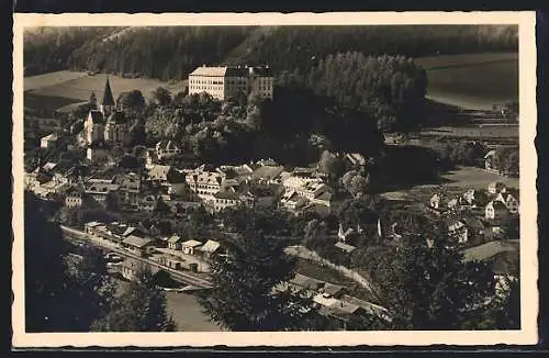 AK Murau /Steiermark, Teilansicht mit Bahnhof und Schloss