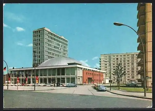 AK Berlin, Kongresshalle, Im Hintergrund Haus des Lehrers