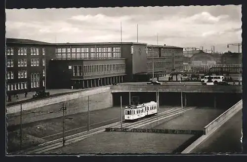 AK Duisburg, Bahnhof mit Unterführungen aus der Vogelschau