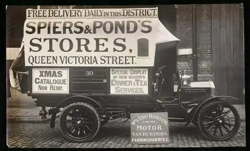 Fotografie Werbefahrzeug mit Werbung der Firma Spiers & Pond`s Stores in der Queen Victoria Street