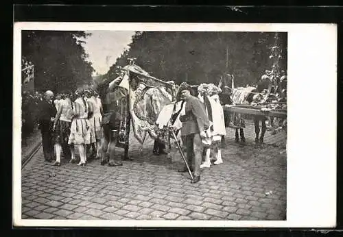 AK Wien, X. Sängerbundesfest, Festzug, Teilansicht mit Standarte