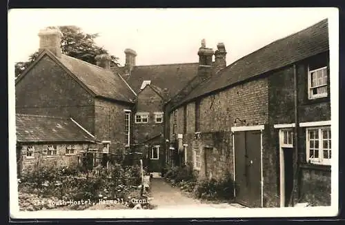 AK Hanwell, The Youth Hostel