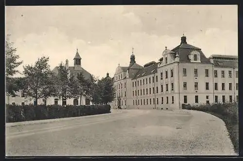 AK München-Harlaching, Aussenansicht des Städt. Sanatoriums