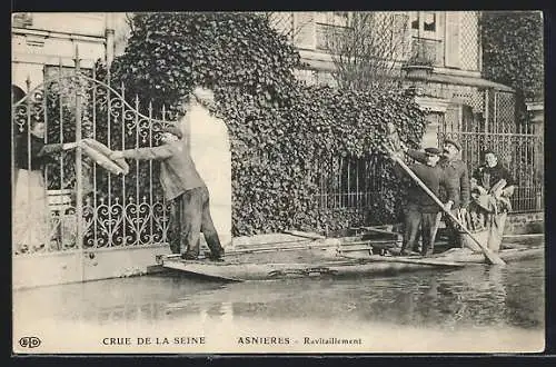 AK Asnieres, Crue de la Seine, Ravitaillement