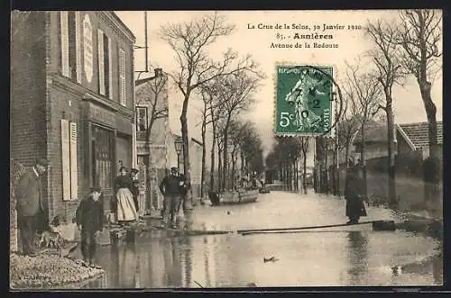 AK Asnières, la Crue de la Seine 1910, Avenue de la Redoute