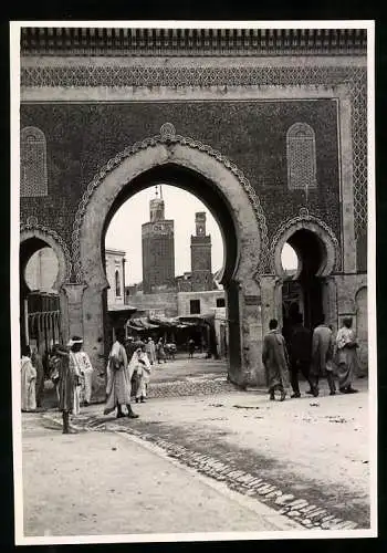 Fotografie Winter, Ansicht Fez - Fes / Marokko, Tor-Durchgang mit Strassenansicht