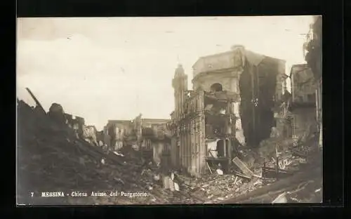 Foto-AK Messina, Chiesa Anime del Purgatirio, Zerstörung nach dem Erdbeben