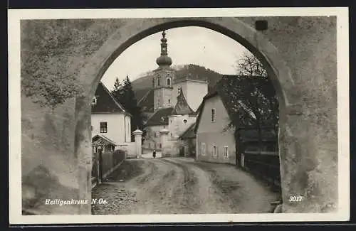 AK Heiligenkreuz /N.-Oe., Blick auf das Stiftsgelände