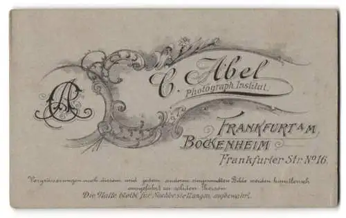 Fotografie C. Abel, Frankfurt / Main, Monogramm des Fotografen nebst Ateliers Anschrift