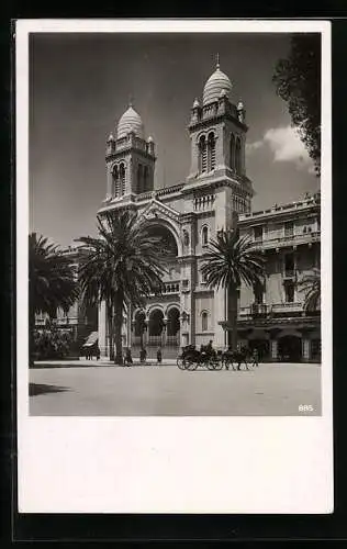 AK Tunis, Partie an der Kathedrale