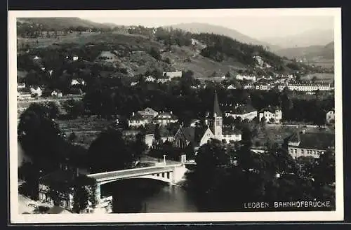 AK Leoben, Teilansicht mit Bahnhofbrücke