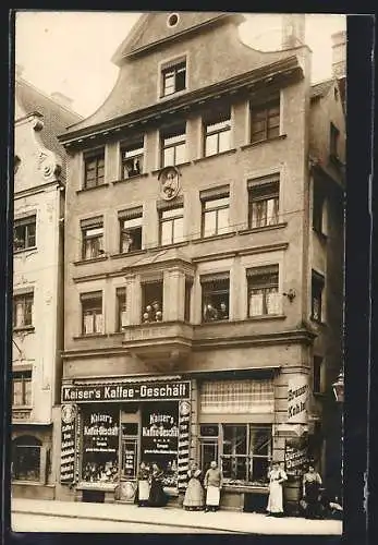 Foto-AK Augsburg, Karolinenstrasse Ecke Burgergässchen