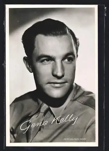 AK Schauspieler Gene Kelly Portrait im Hemd und Krawatte