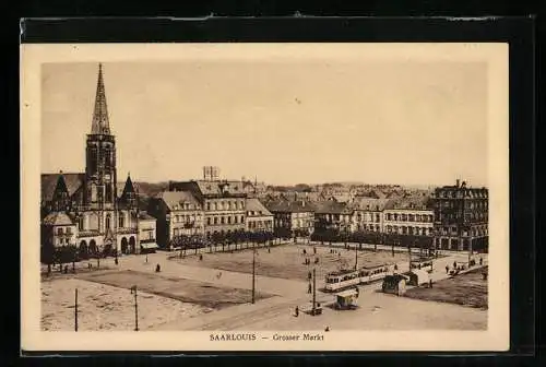 AK Saarlouis, Grosser Markt mit Kirche und Strassenbahn