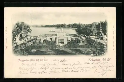 AK Schwerin / Mecklenburg, Burggarten mit Blick auf den See