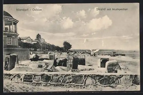 AK Niendorf / Ostsee, Strand mit Musikpavillon