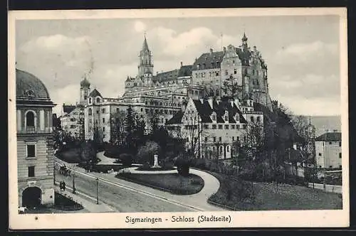 AK Sigmaringen, Schloss mit Strassenpartie