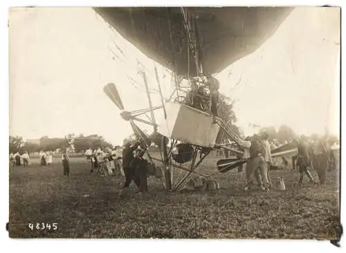 Fotografie M. Branger, Paris, secourt du dirigeable Republique, Zeppelin