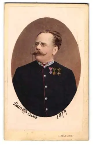 Fotografie L. Hölbling, Wien, Adolf Müller Edler zu Seehof, in K.u.K. Uniform mit Orden, 1879, Handkoloriert