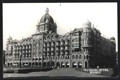 AK Bombay, Taj Mahal Hotel
