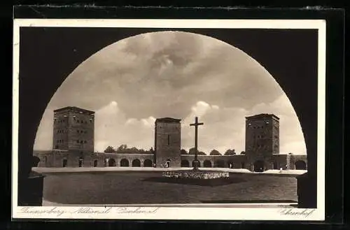 AK Tannenberg, National-Denkmal, Ehrenhof