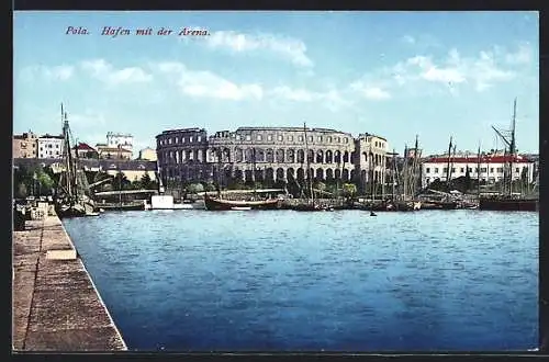 AK Pola, Hafen mit der Arena