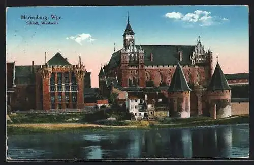 AK Marienburg /Wpr., Schloss Westseite