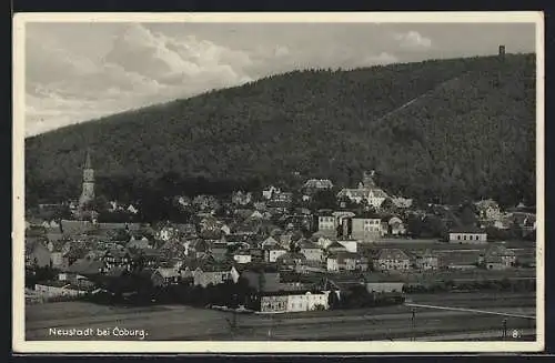 AK Neustadt bei Coburg, Gesamtansicht am Bergfuss