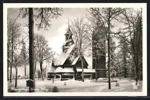 AK Krummhübel /Riesengebirge, Kirche Wang mit Kirchhof im Winter