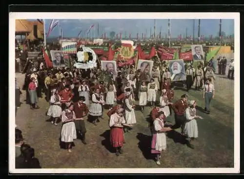 AK Friedensdemonstration der polnischen Jugend, Die Jugend will den Frieden!