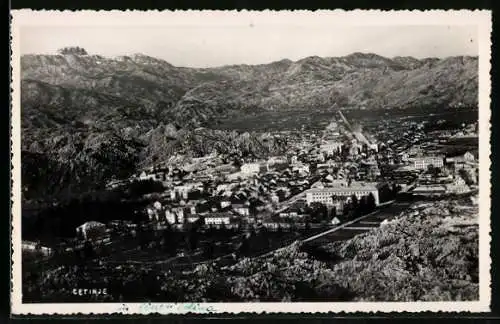 AK Cetinje, Ortsansicht aus der Vogelschau