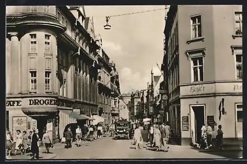 AK Zeitz, Passanten in der Wendischen Strasse