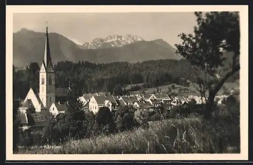 AK Hermagor /Kärnten, Ortsansicht vor Bergpanorama