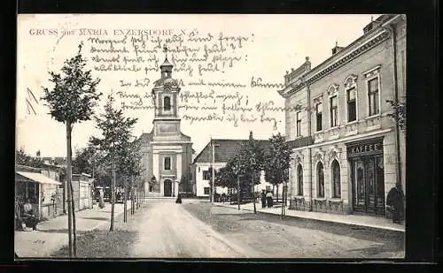 AK Maria-Enzersdorf, Strassenpartie mit Kaffeehaus und Blick auf die Kirche