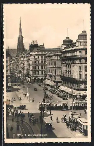 AK Wien, Kärntnerstrasse mit Strassenbahnen aus der Vogelschau