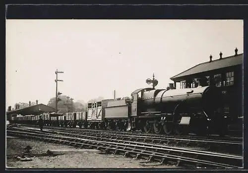 AK Dampflokomotive No. 2818, englische Eisenbahn