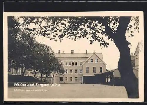 AK Kristiansund, Enggatens skole