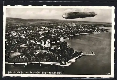 AK Friedrichshafen am Bodensee, Fliegeraufnahme mit Zeppelin