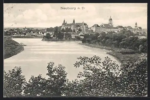 AK Neuburg a. D., Uferpartie mit Schloss