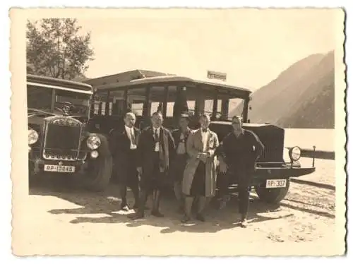 Fotografie Bus MAN und Daimler Benz, Autobus / Omnibus der Reichspost Richtung Pirmasens