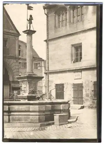 Fotografie W. Apel, Berlin, Ansicht Nürnberg, Brunnen Am Sand